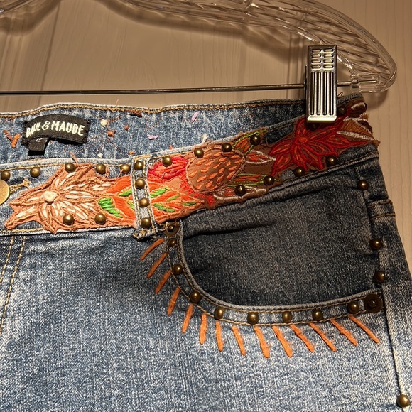 VTG Basil and Maude Embroidered Studded Jeans EC - Picture 6 of 13